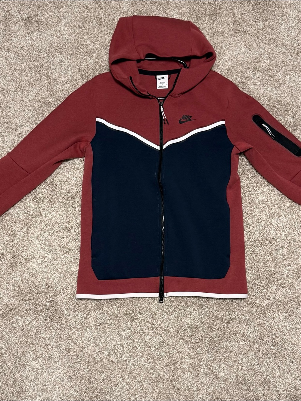 Men’s Nike Zip-Up Hoodie - Small/Tall - Used -See photo for small hole